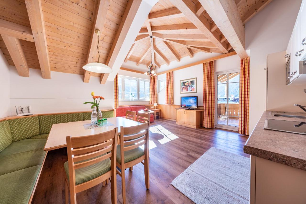 Apparthotel Sonnenhof Mayrhofen Dış mekan fotoğraf