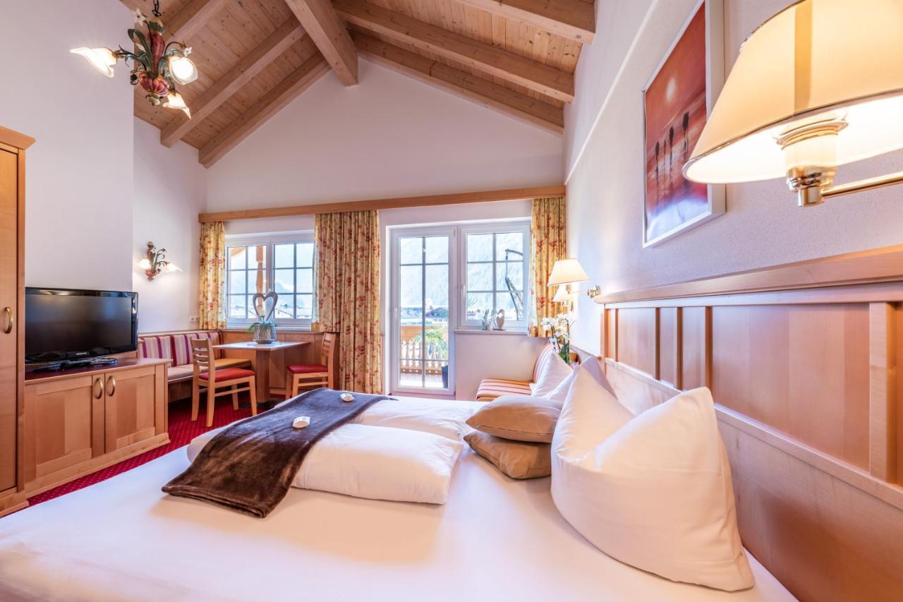 Apparthotel Sonnenhof Mayrhofen Dış mekan fotoğraf