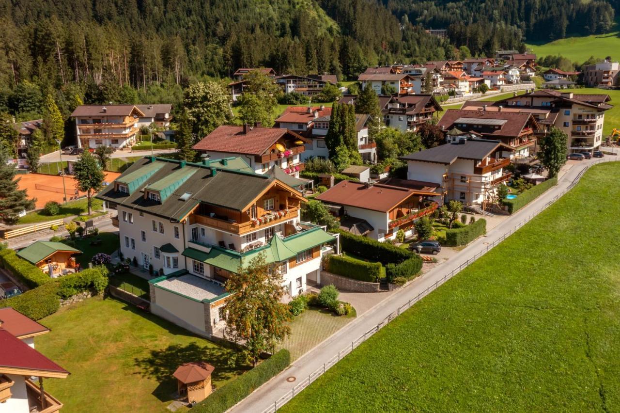 Apparthotel Sonnenhof Mayrhofen Dış mekan fotoğraf